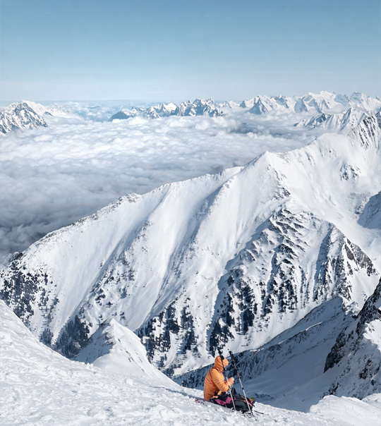 Snow-covered peaks near Kühtai
